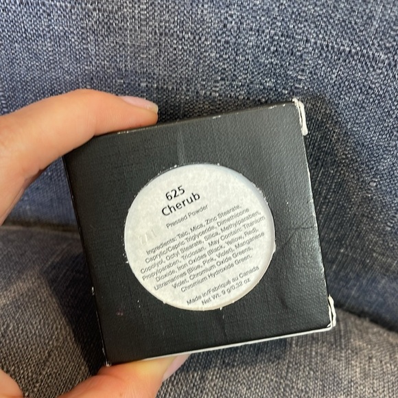 Hypoallergenic & Cruelty Free Pressed Powder “Cherub” - Picture 4 of 4